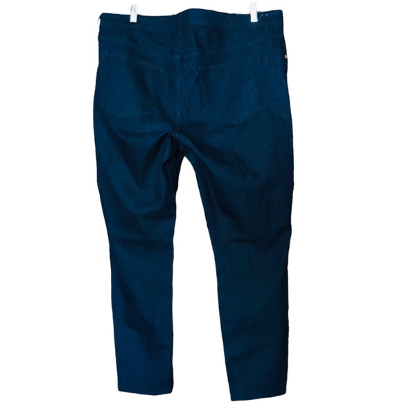 Old Navy Jeans - Picture 13 of 16